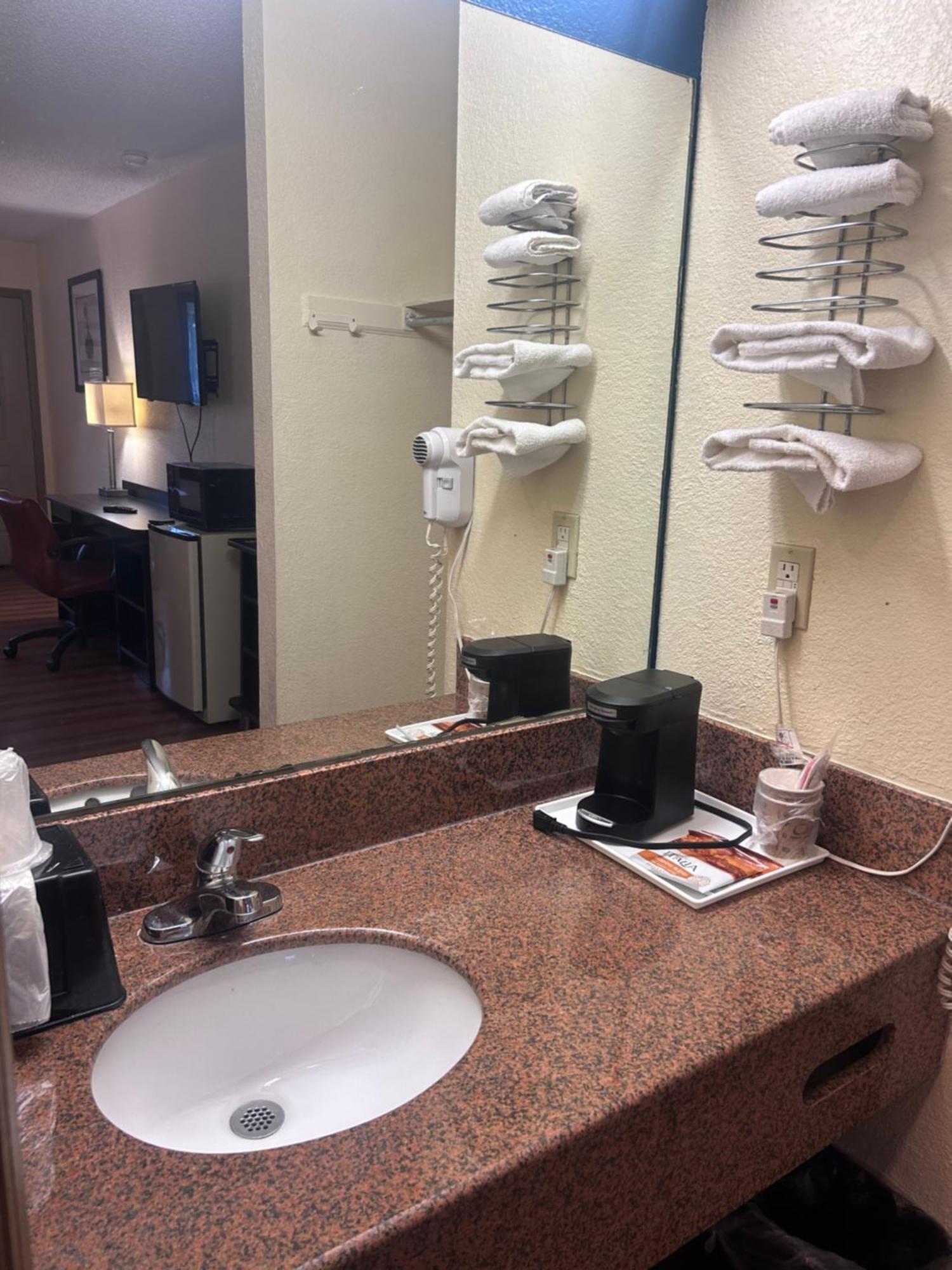 Americas Best Value Inn Dayton Extérieur photo